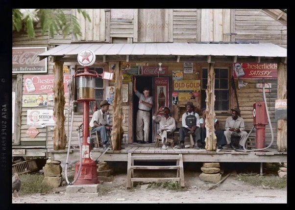 A store in Gordonton, North Carolina, 1939.
